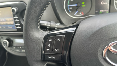 Toyota Yaris 1.5 Hybrid Icon Tech 5dr CVT Hybrid Hatchback